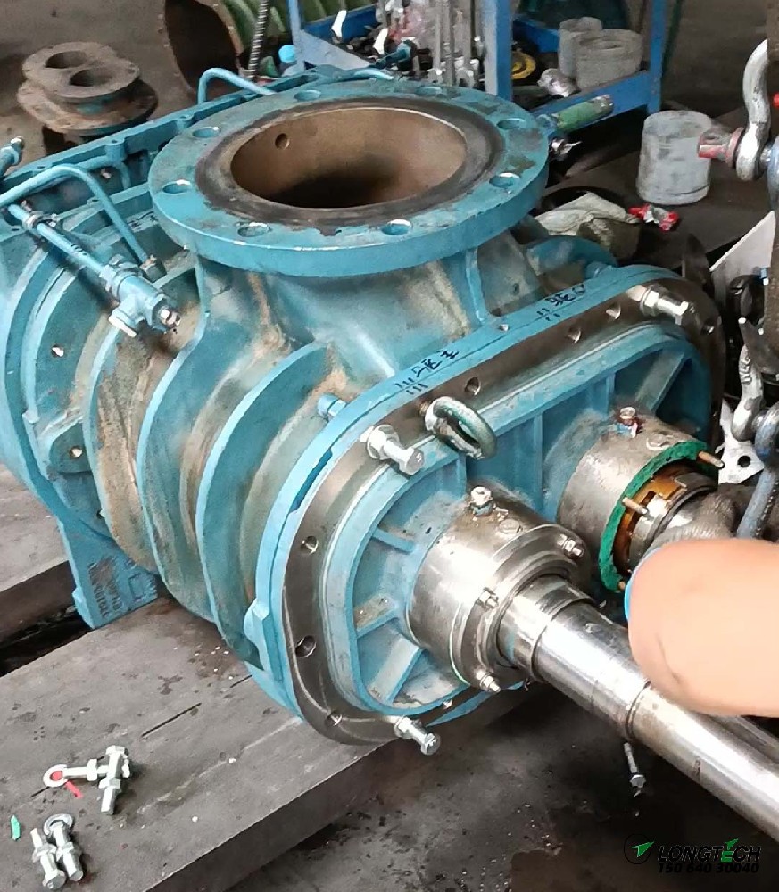 意大利魯布斯奇高壓水冷羅茨鼓風(fēng)機(jī)漏水維修案例